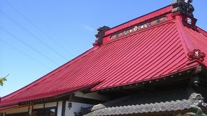 前橋市富士見町　お寺の屋根塗装完成